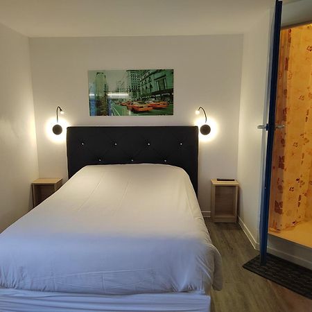 Fasthotel Paris Ouest Bouafle Esterno foto