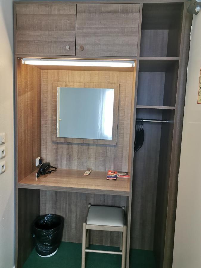 Fasthotel Paris Ouest Bouafle Esterno foto