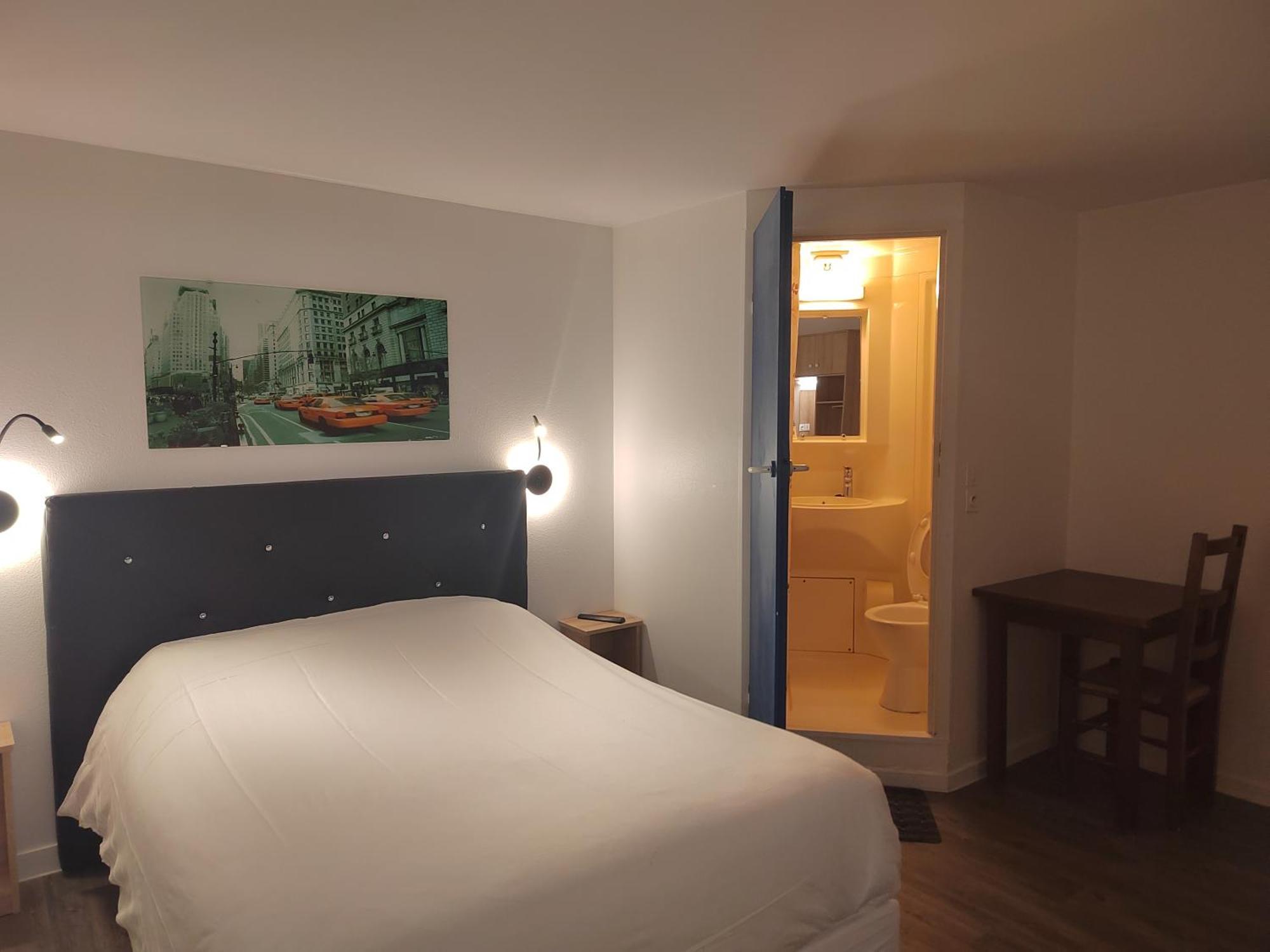 Fasthotel Paris Ouest Bouafle Esterno foto
