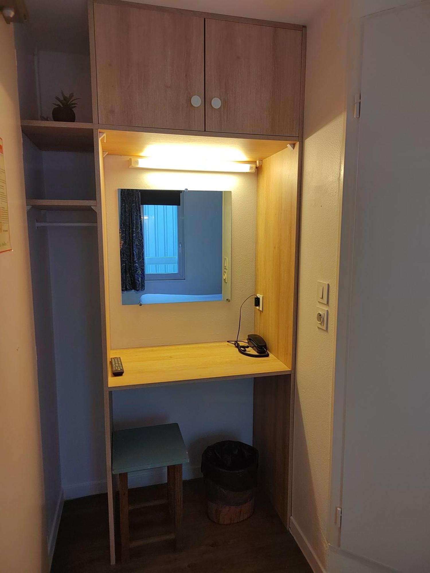 Fasthotel Paris Ouest Bouafle Esterno foto