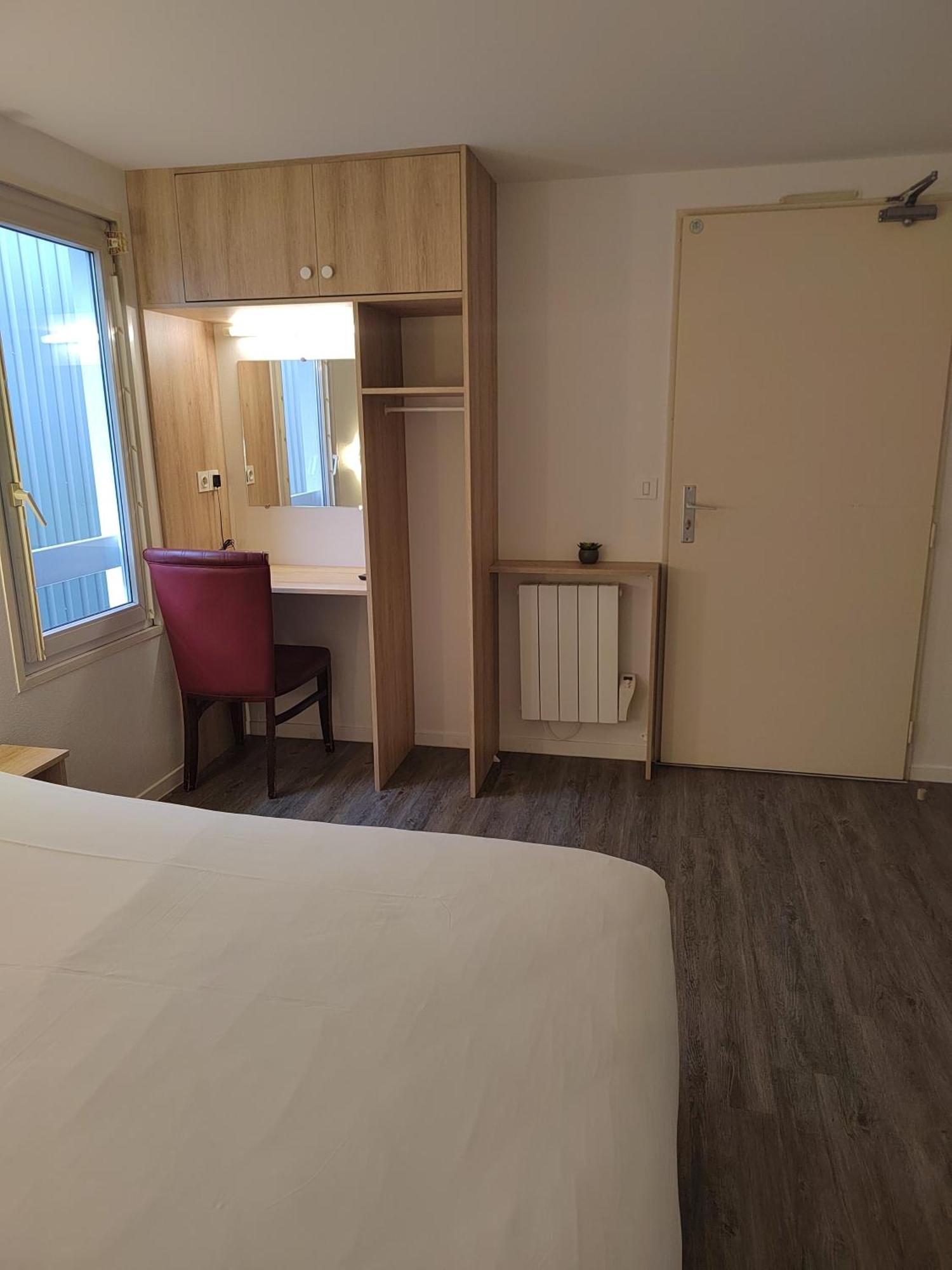 Fasthotel Paris Ouest Bouafle Esterno foto