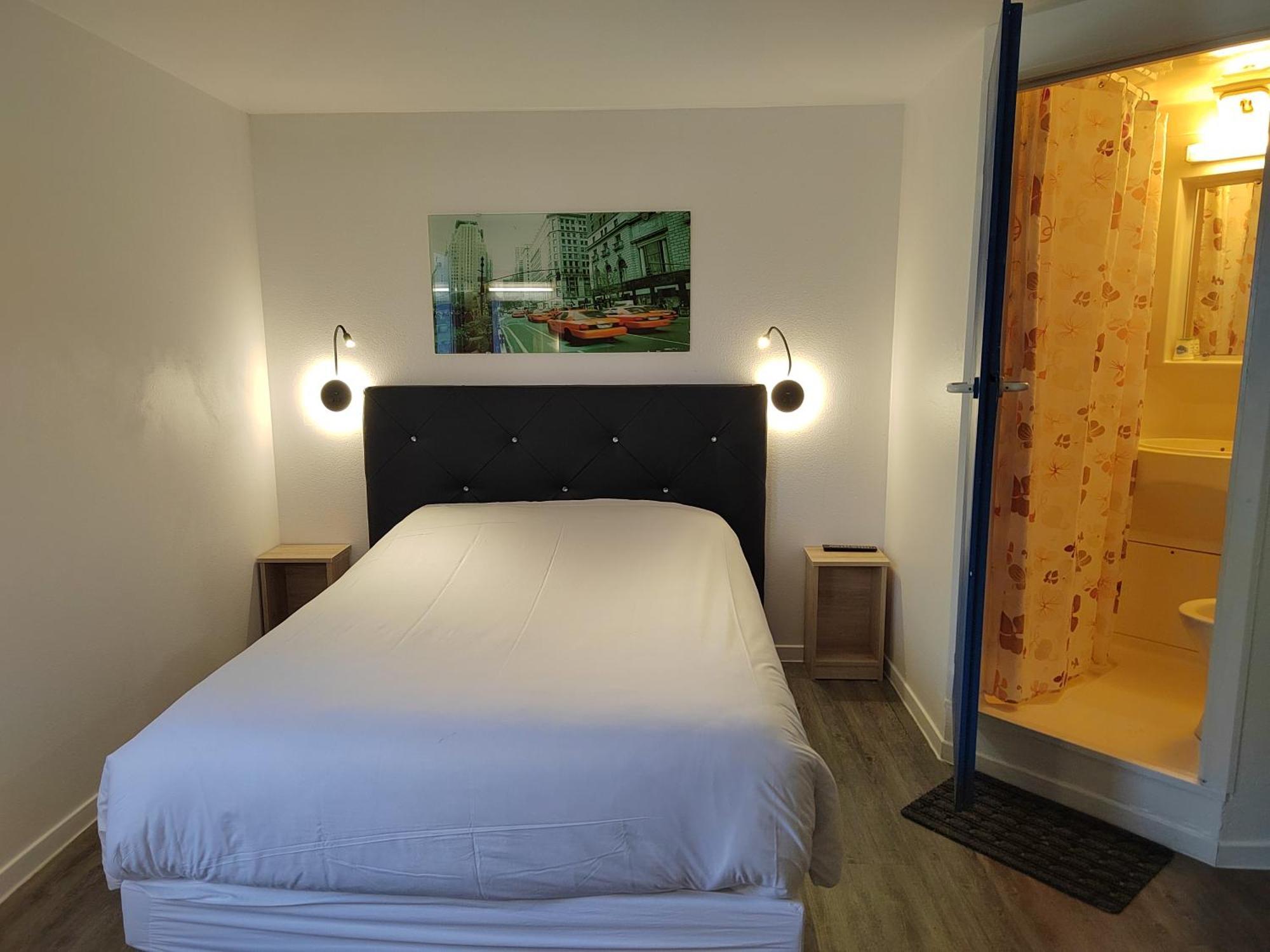 Fasthotel Paris Ouest Bouafle Esterno foto